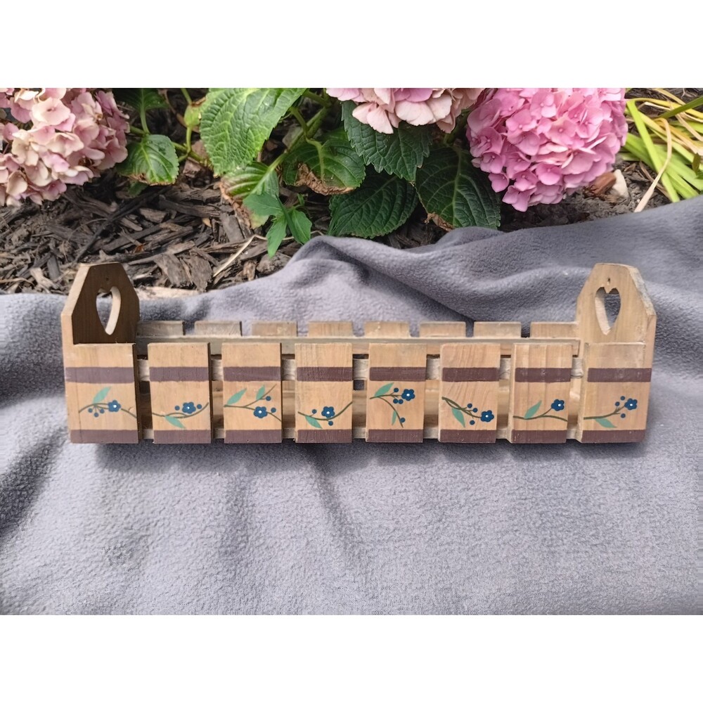 Vtg Wooden Countertop Rack Heart Cutout HandPainted Floral Country Cottage Decor - Picture 2 of 3
